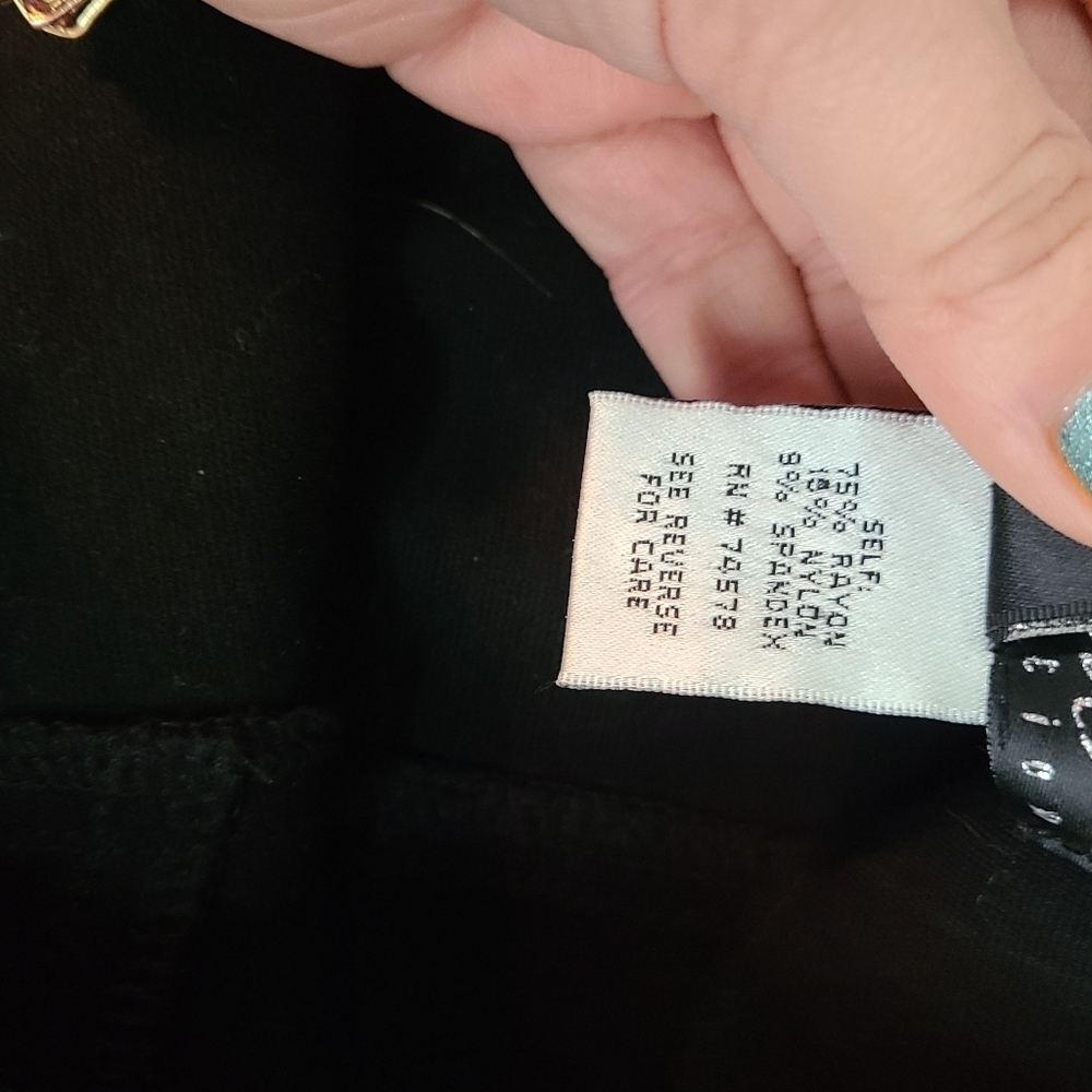 Cache Contour Collection Back Zipper Skirt - Picture 2 of 9